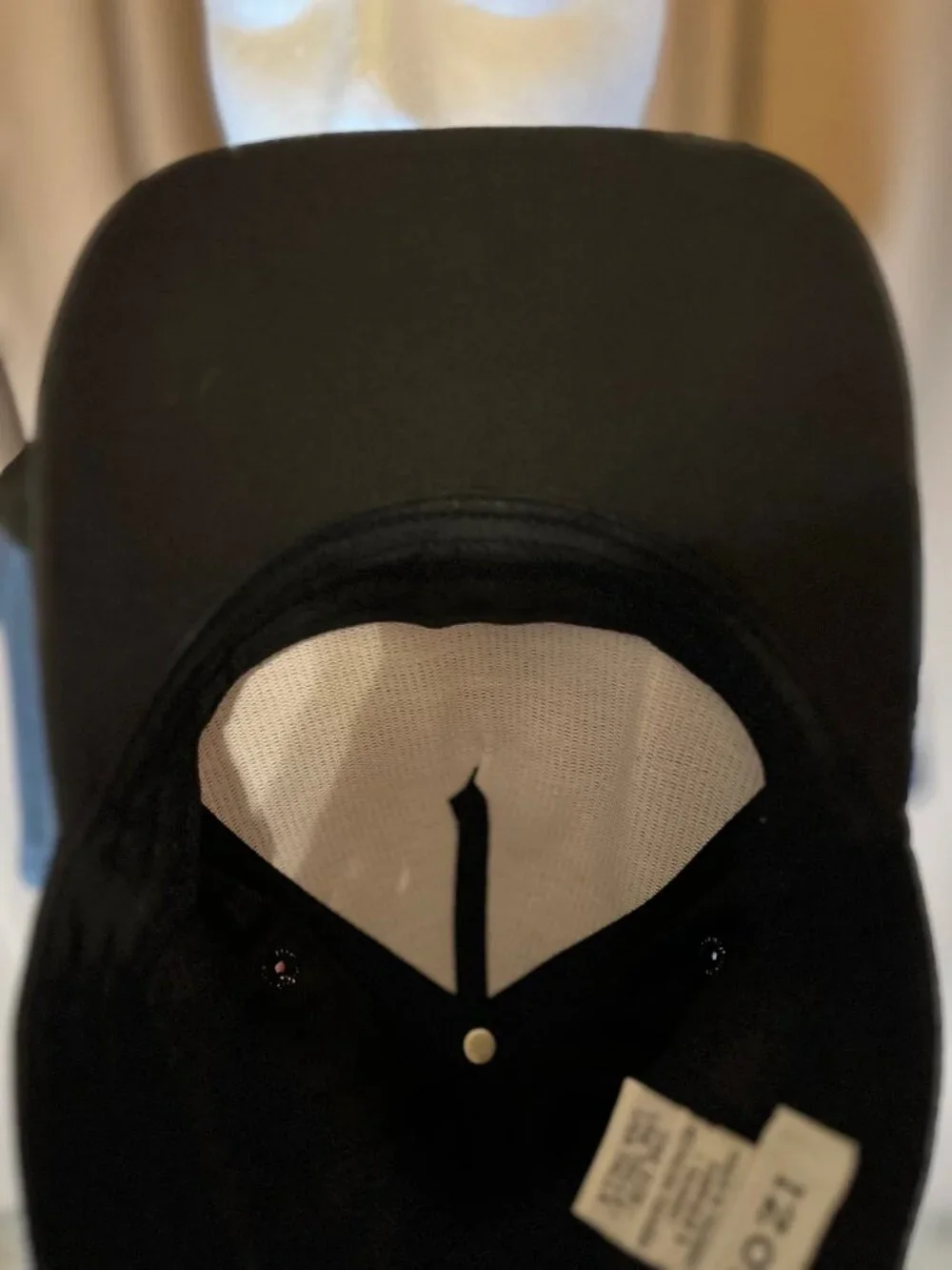 Izod golf cap